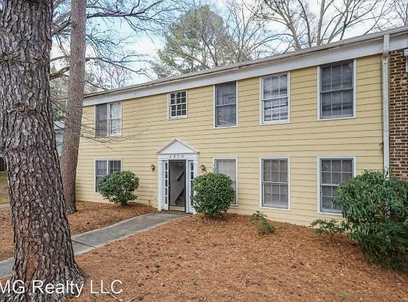 2811 Tully Square unit A - Winston Salem, NC 27106 - Home For Rent