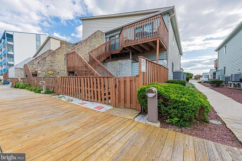 108 120th St #9, Ocean City, MD 21842 - MLS MDWO2017146 for Sale