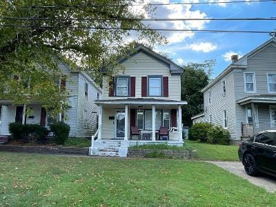 Hoover Ave for Sale