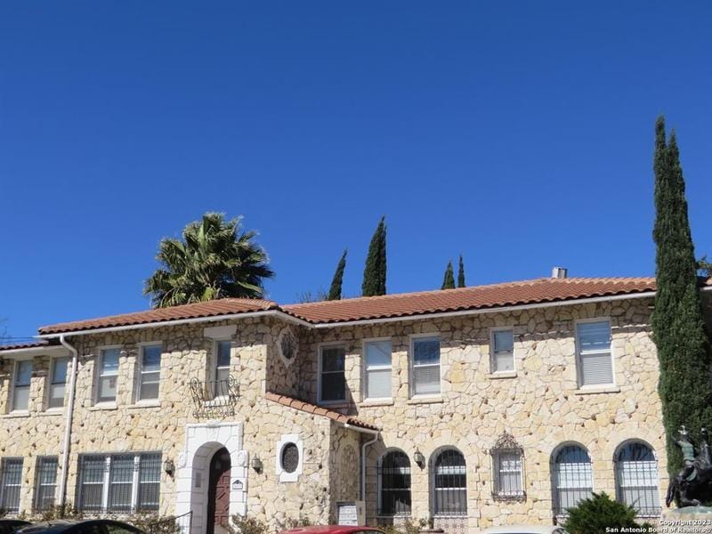 403 W ELSMERE PL #6, San Antonio, TX 78212-2264 for Rent