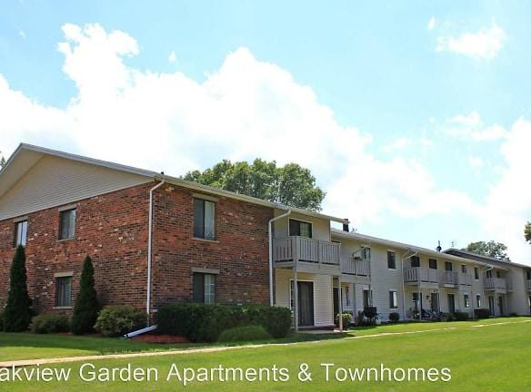 2041 Wyoming Ave - Sun Prairie, WI 53590 - Home For Rent
