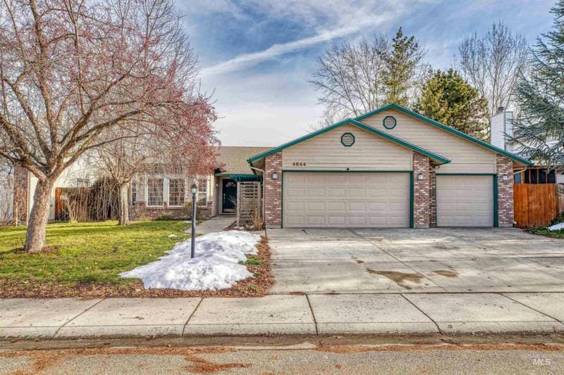 4644 N LANCER AVE, Boise, ID 83713 Single Family Residence For Sale  MLS# 98899016