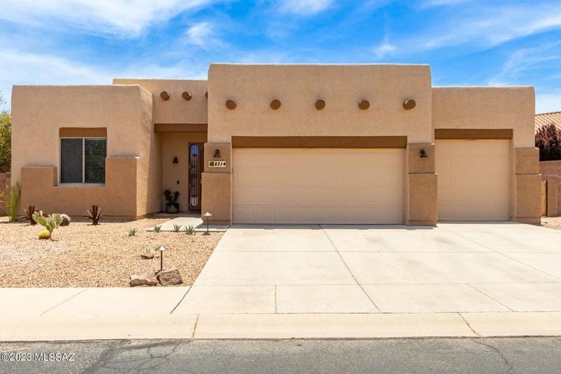 8214 N Sombrero Point Dr, Tucson, AZ 85743  MLS# 22401740 for Sale