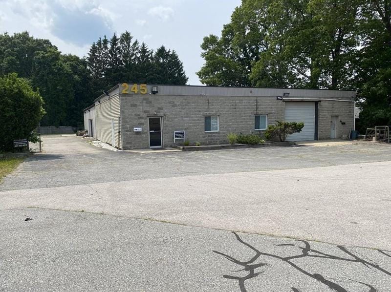 245 Quaker Ln, West Warwick, RI 02893 - MLS 1338143 for Sale