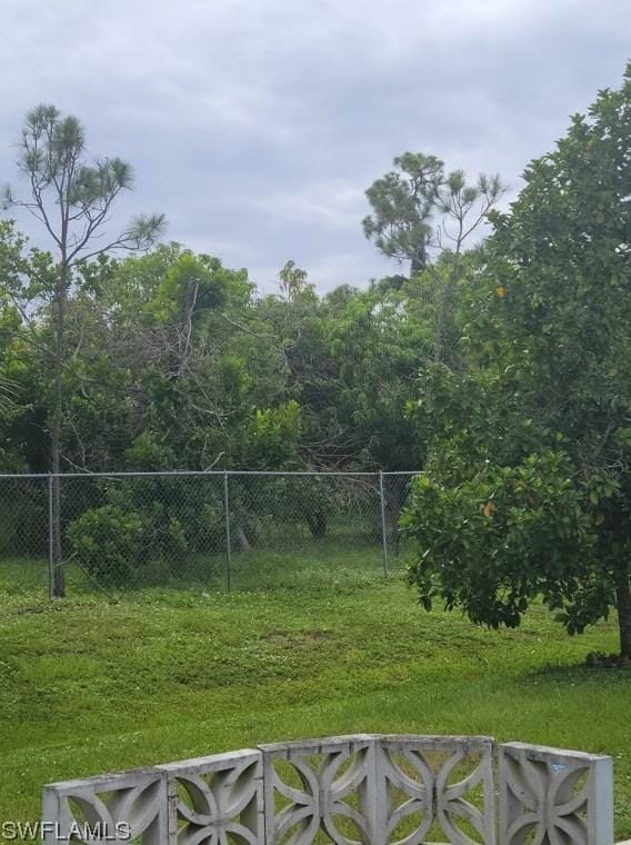 1 Coachlight Dr, Fort Myers, FL 33908 - MLS 223054440 for Sale