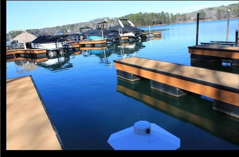 403 E Waterside Drive, Seneca, SC 29672  614664570 for Sale