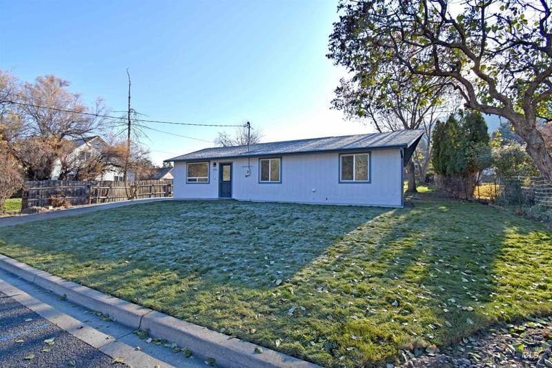1214 3rd Street, Asotin, WA 99402 for Sale