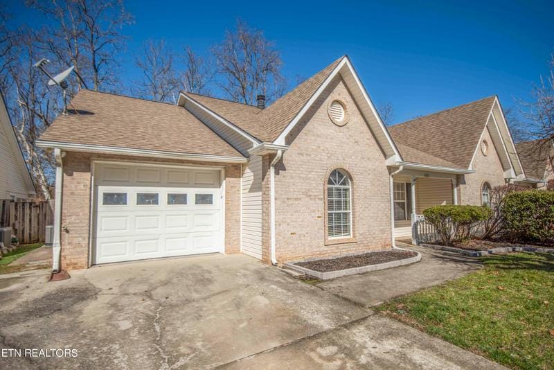 10133 Bellflower Way, Unit 11, Knoxville, TN 37932 for Sale