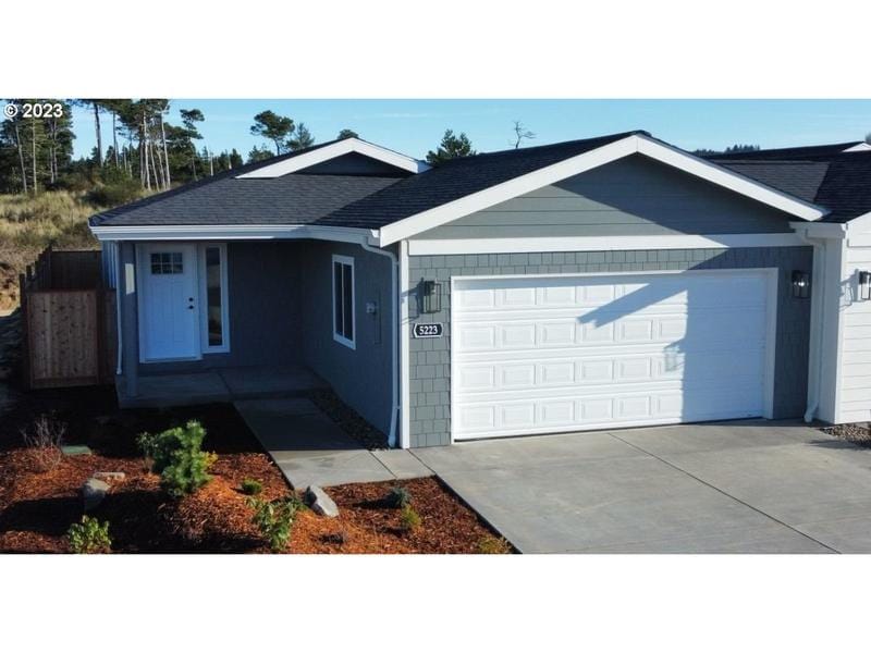 5223 NOPAL ST, Florence OR 97439 for Sale