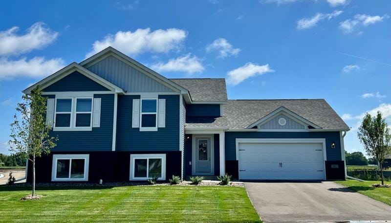 501 DOUGLAS DR S, Annandale, MN 55302 Single Family Residence For Sale  MLS# 6486384