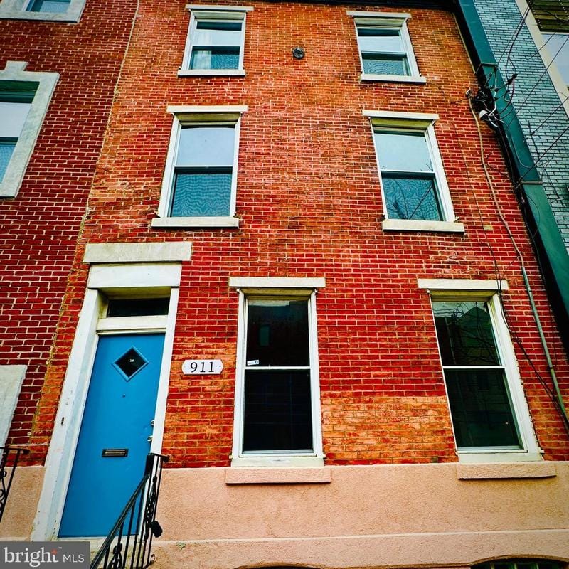 911 S 16th St, Philadelphia, PA 19146 - MLS PAPH2308336 for Rent