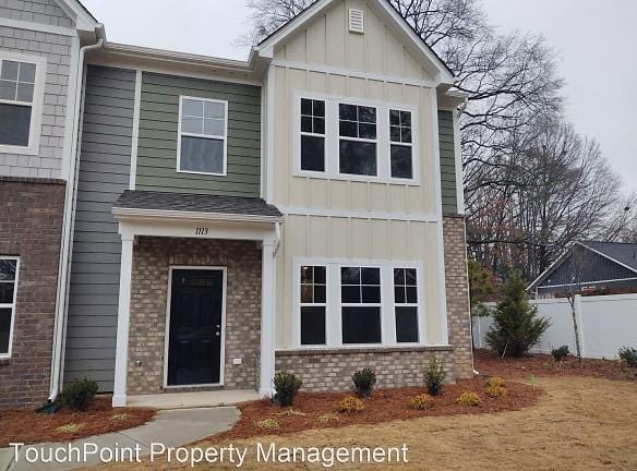1113 Verdigris Dr - Gastonia, NC 28054 - Home For Rent