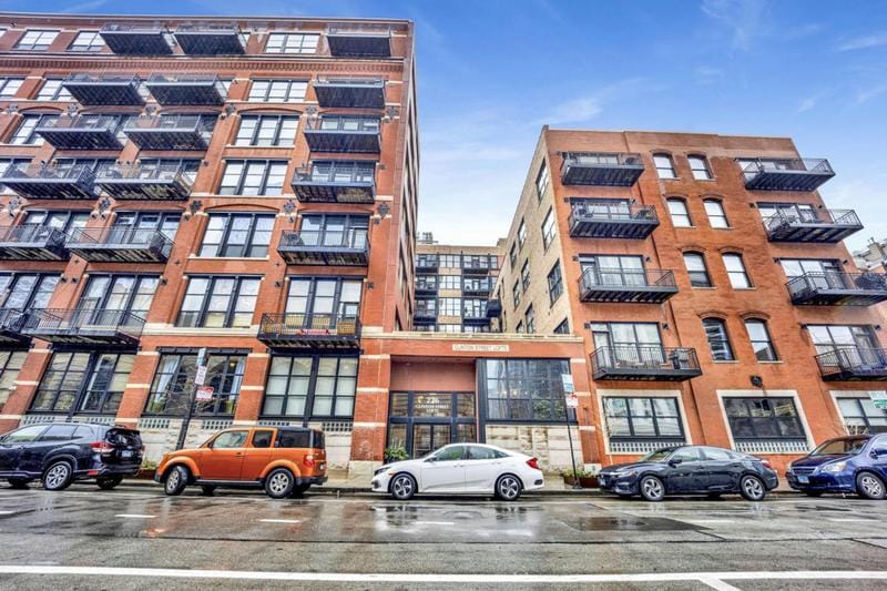 226 N CLINTON ST APT 723, Chicago, IL 60661 Condominium For Sale  MLS# 11979235