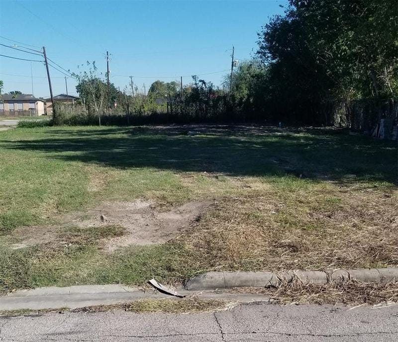 7459 Calhoun Rd, Houston, TX 77033 for Sale