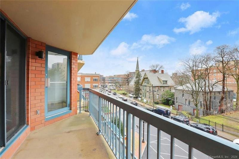 25 FOREST ST APT 4E, Stamford, CT 06901 Condominium For Sale  MLS# 170621253