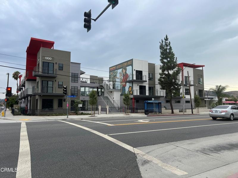 1300 West Mission Boulevard, Unit 216, Pomona, CA 91766 for Rent