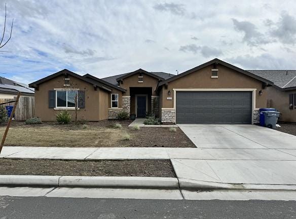 2312 Dove Dr - Delano, CA 93215 - Home For Rent