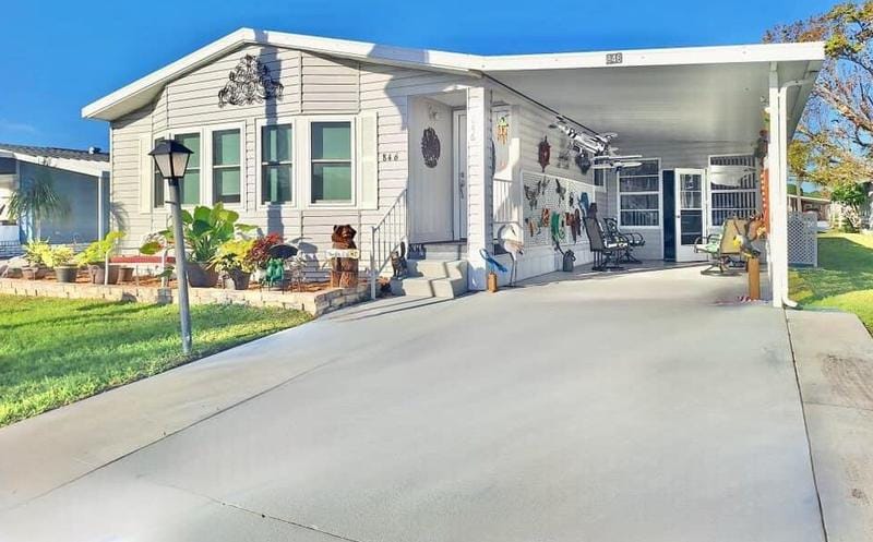 846 Periwinkle Cir, Barefoot Bay, FL 32976 - MLS 1002661 for Sale