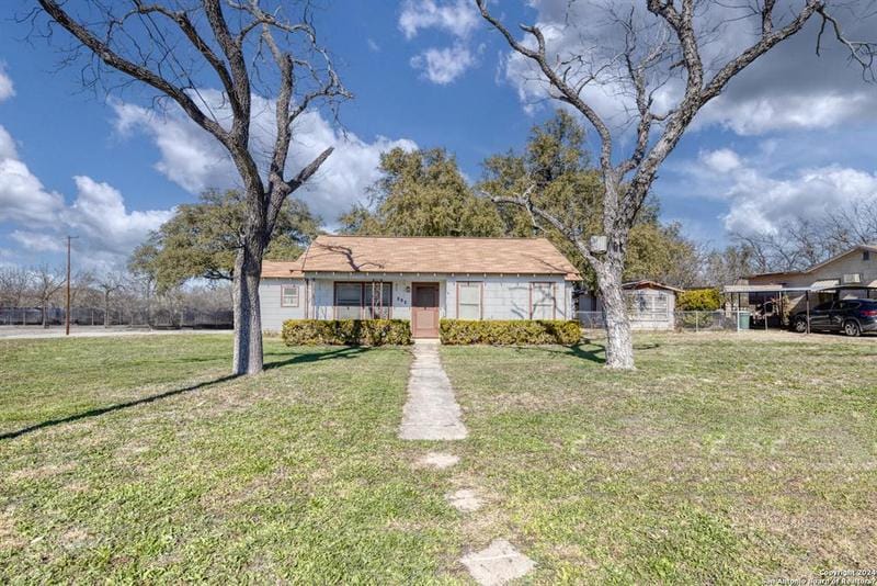 316 W Oppenheimer St, Uvalde, TX 78801 for Sale