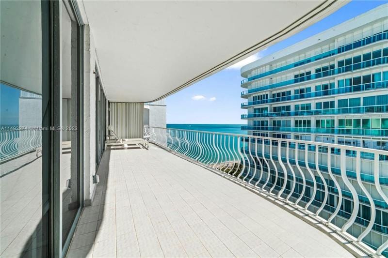 10155 COLLINS AVE # PH03, Bal Harbour, FL 33154 Condominium For Sale  MLS# A11493274