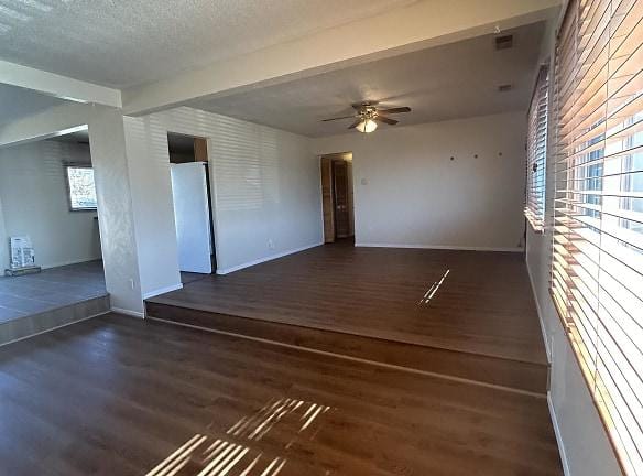 2914 Bel Air Ct NE - Albuquerque, NM 87110 - Home For Rent
