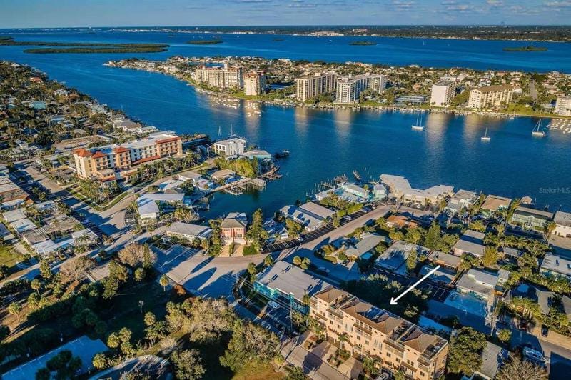 605 Poinsettia Avenue, Unit 5, Clearwater, FL 33767 for Sale