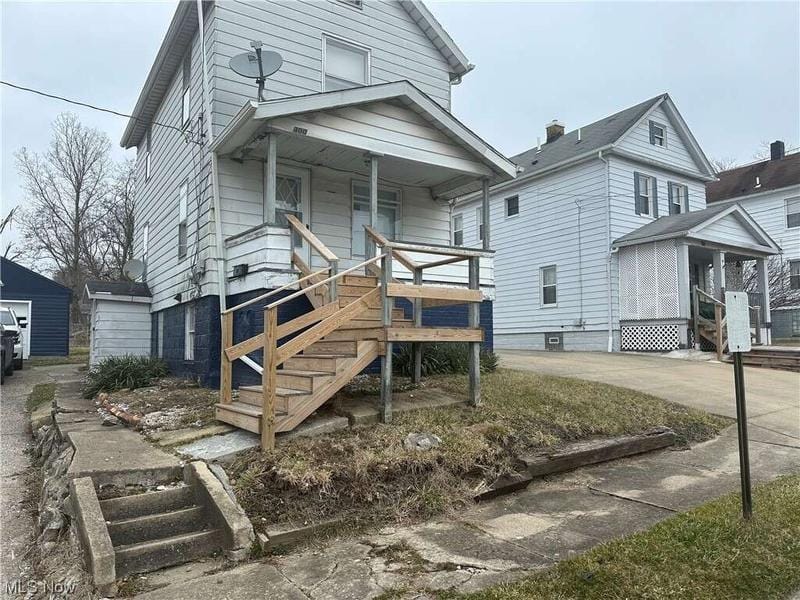 300 Gordon, Campbell, OH 44405  624324759 for Sale