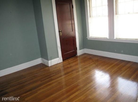 71 Clewley Rd - Medford, MA 02155 - Home For Rent