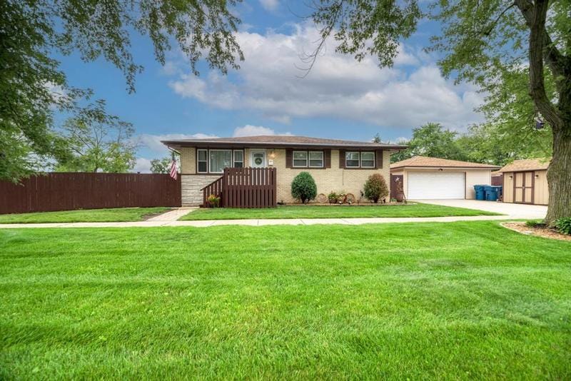 15100 Ridgeway Avenue, Midlothian, IL 60445 for Sale