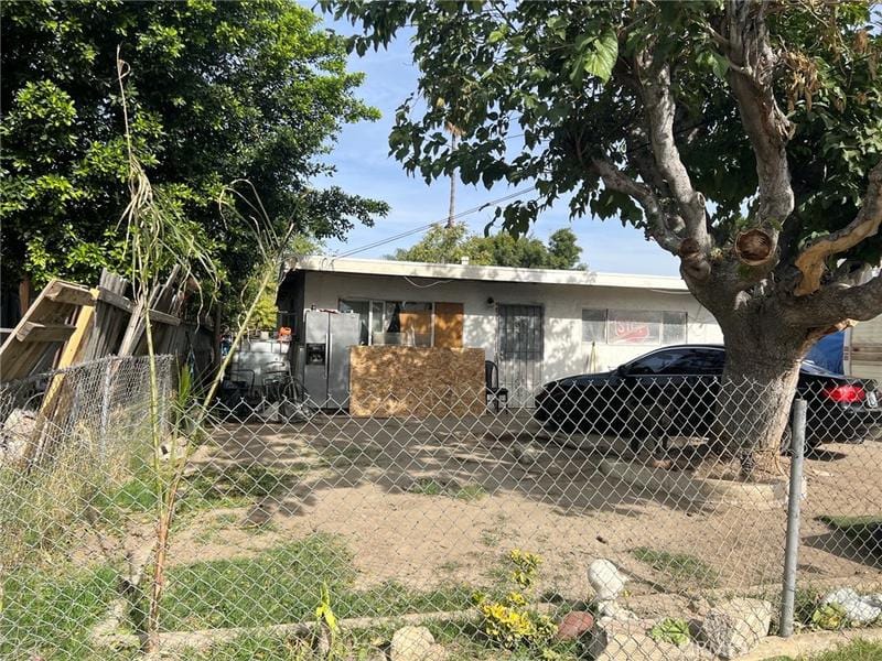 1666 West 8th Street, San Bernardino, CA 92411 for Sale