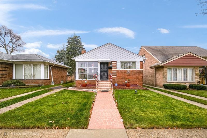 2829 West 83rd Street, Chicago, IL 60652 for Sale