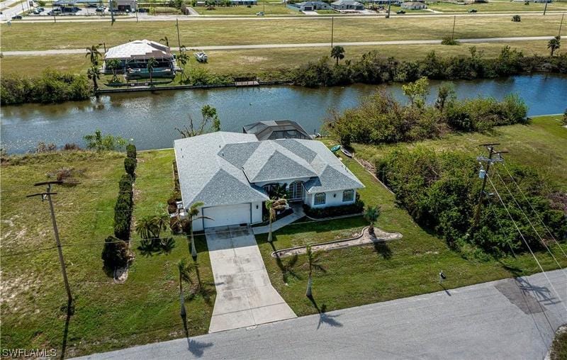 Cape Coral, Lee County, FL Lakefront Property, Waterfront Property, House for sale Property ID: 418675678
