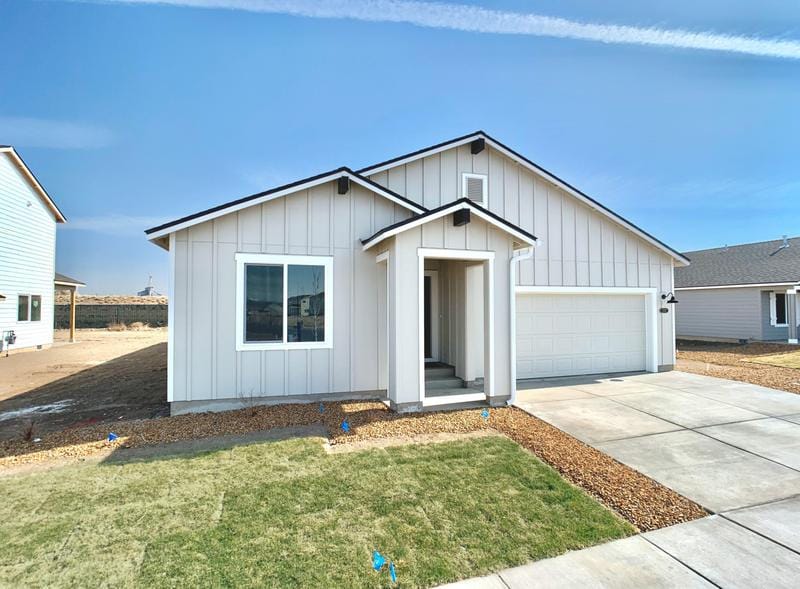 320 NW Monte Vista Avenue 25, Madras OR 97741 for Sale