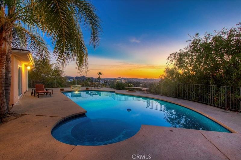 681 Glen Avenue, Glendale, CA 91206 for Sale