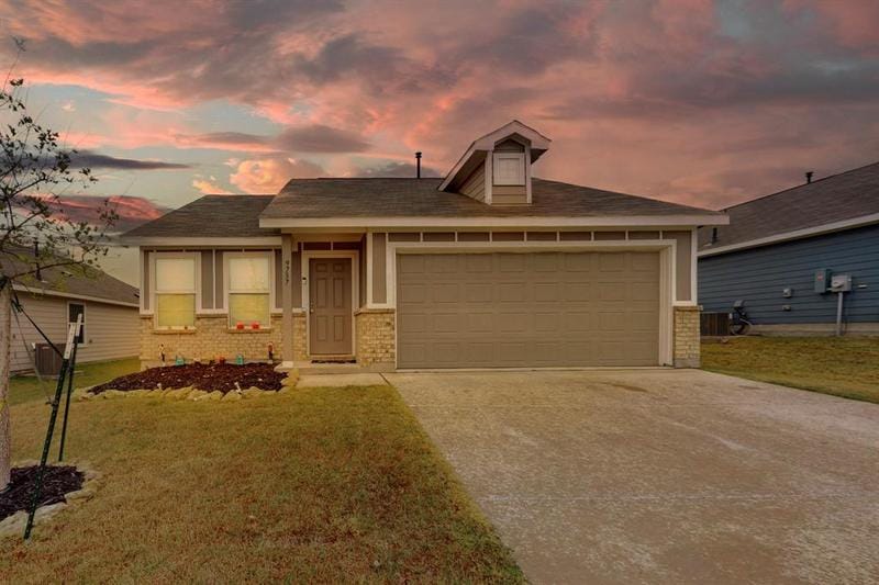 9737 Motley Dr, Fort Worth, TX 76179 for Rent
