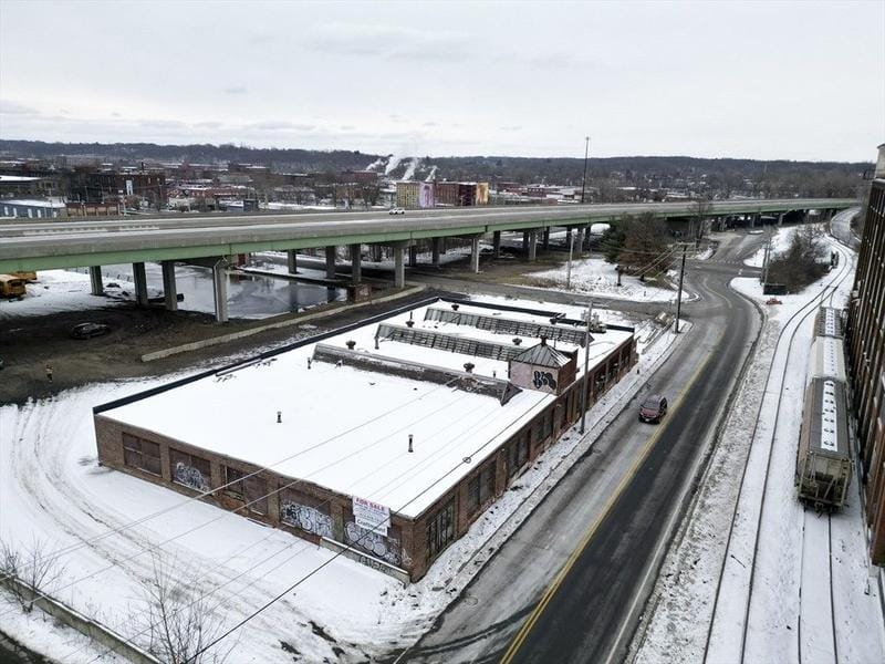 Holyoke, Hampden County, MA Commercial Property, House for sale Property ID: 418749214