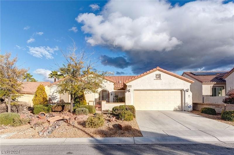 2136 IDAHO FALLS DR, Henderson, NV 89044 Single Family Residence For Sale  MLS# 2558947