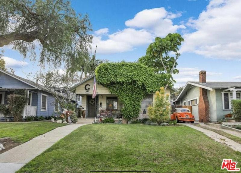 911 PORTOLA AVE, Torrance, CA 90501 Single Family Residence For Sale  MLS# 24-353493