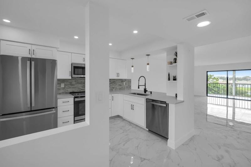 7270 Ashford Place, Unit 304, Delray Beach, FL 33446 for Sale