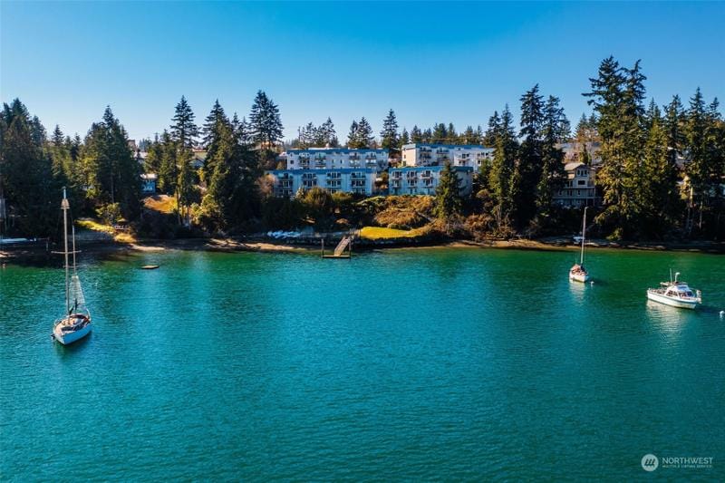 924 Shorewood Drive, Unit F 63, Bremerton, WA 98312 for Sale