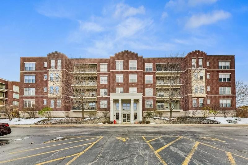 715 Astor Ln #308, Wheeling, IL 60090  MLS# 11937058 for Sale