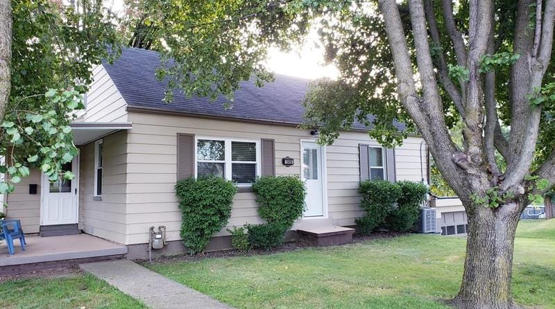 149 Chestnut St, Hopewell Township, PA 15001 - MLS 1622883 for Sale