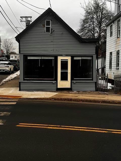 146 ALFRED ST, Biddeford, ME 04005 Single Family Residence For Sale  MLS# 1581997
