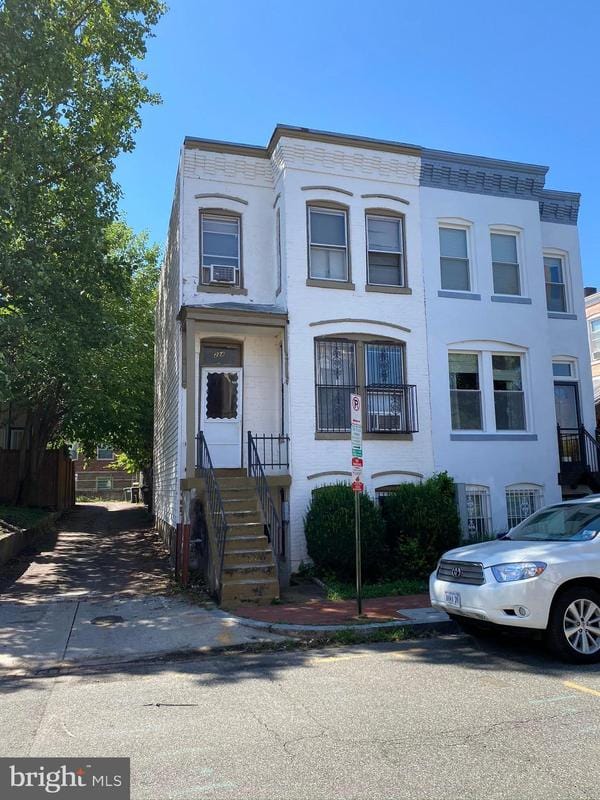 224 Elm Street Northwest, Washington, DC 20001 for Sale