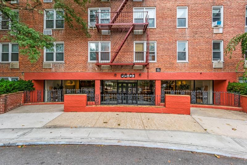 66-01 Burns Street, Unit 5B for Sale