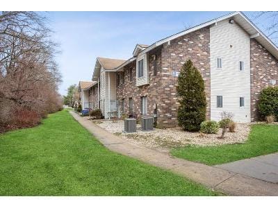 Houston Ct for Sale
