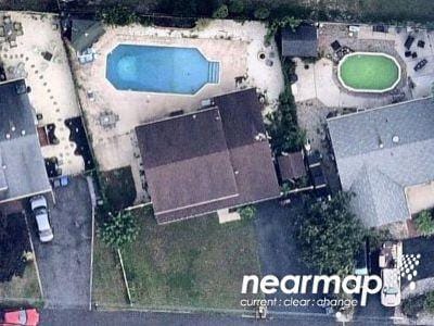 Oak Tree Ln for Sale