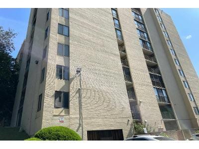 Edwards Way Apt 102 for Sale