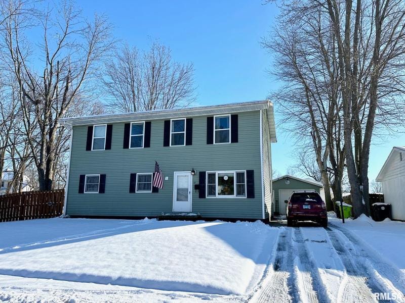 17 Windrush Drive, Jacksonville, IL 62650 for Sale