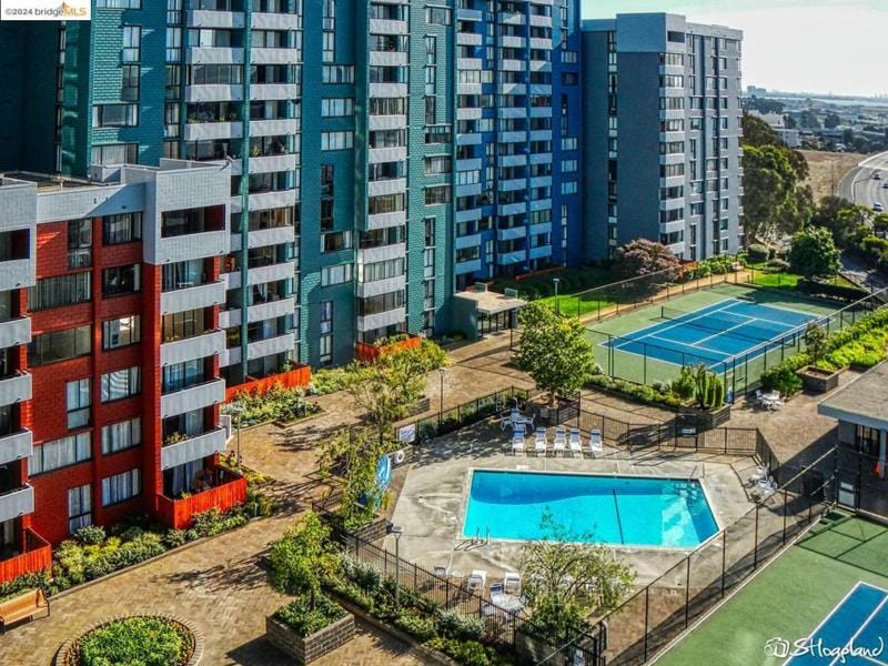 555 PIERCE ST APT 438, Albany, CA 94706 Condominium For Sale  MLS# 41049735